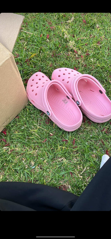 crocs classic rose